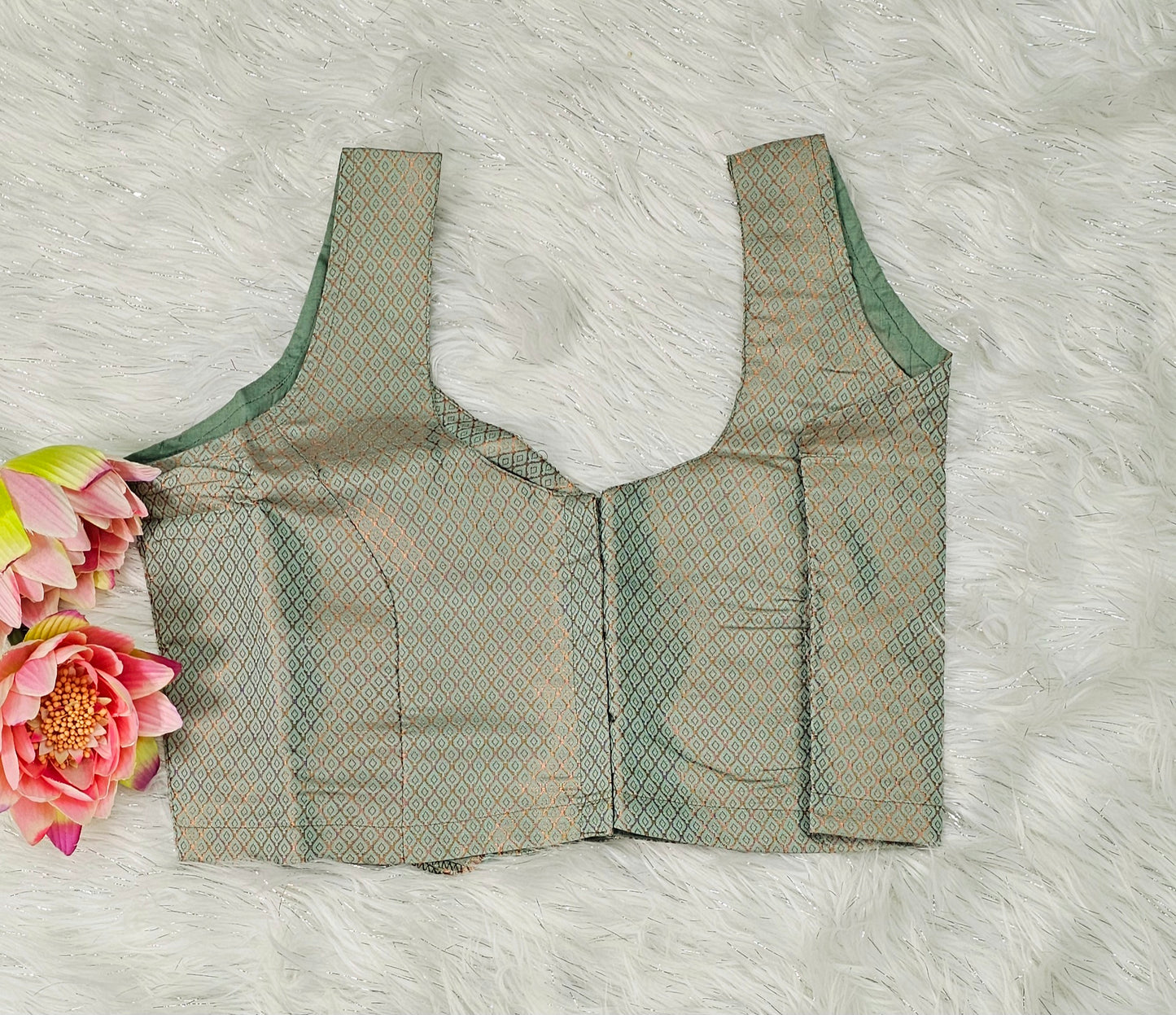 Brocade Ready to wear sleeveless saree blouse 💕