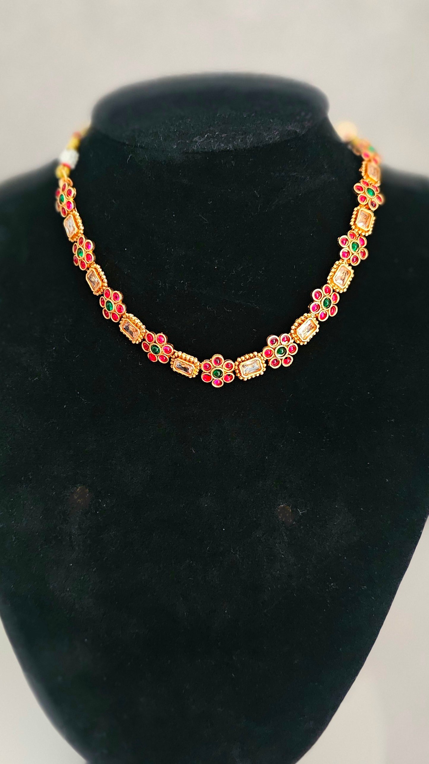 Beautiful Necklace/ choker set
