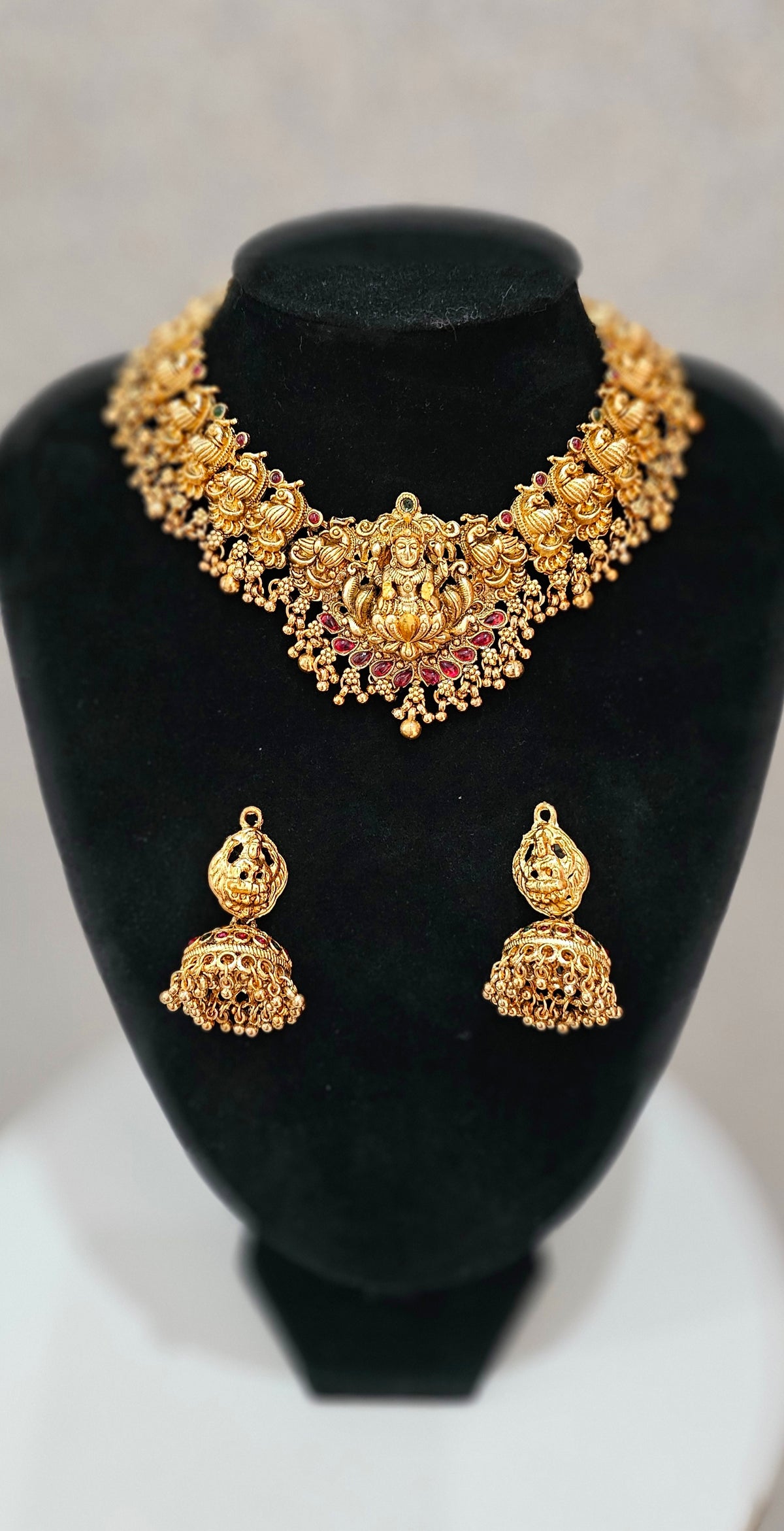 Premium quality Beautiful Necklace set