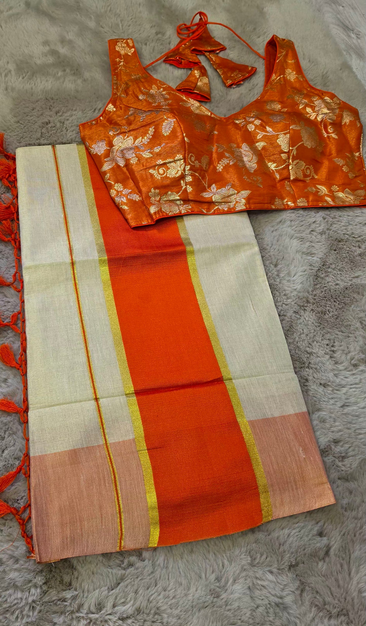 Set saree with readymade blouse
