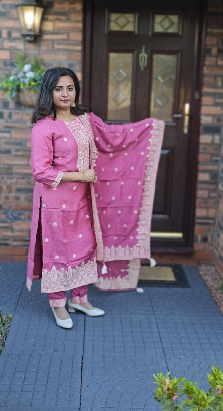 Pure dola silk three piece suit