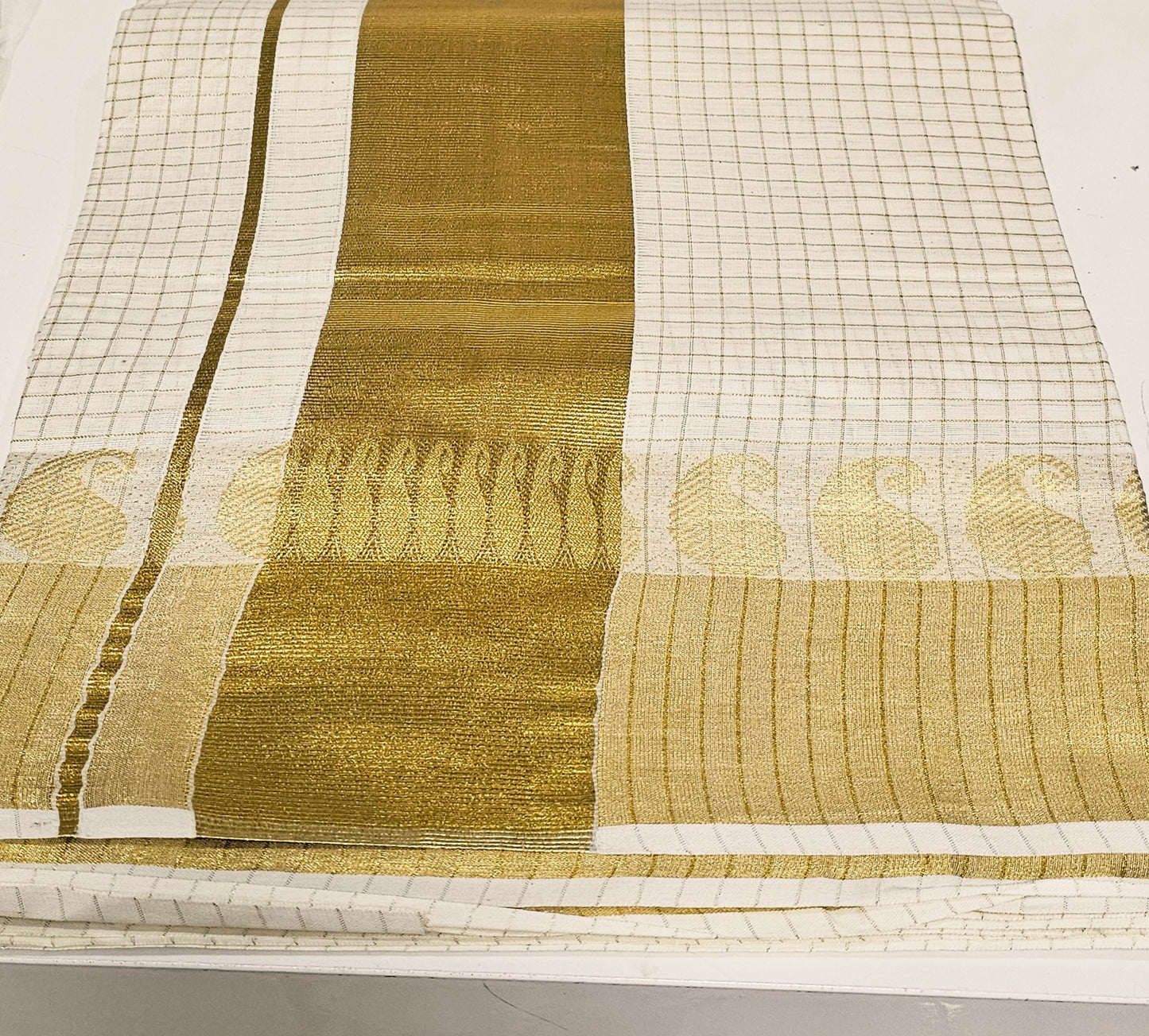 Beautiful soft cotton mixed saree for Onam or any occasion