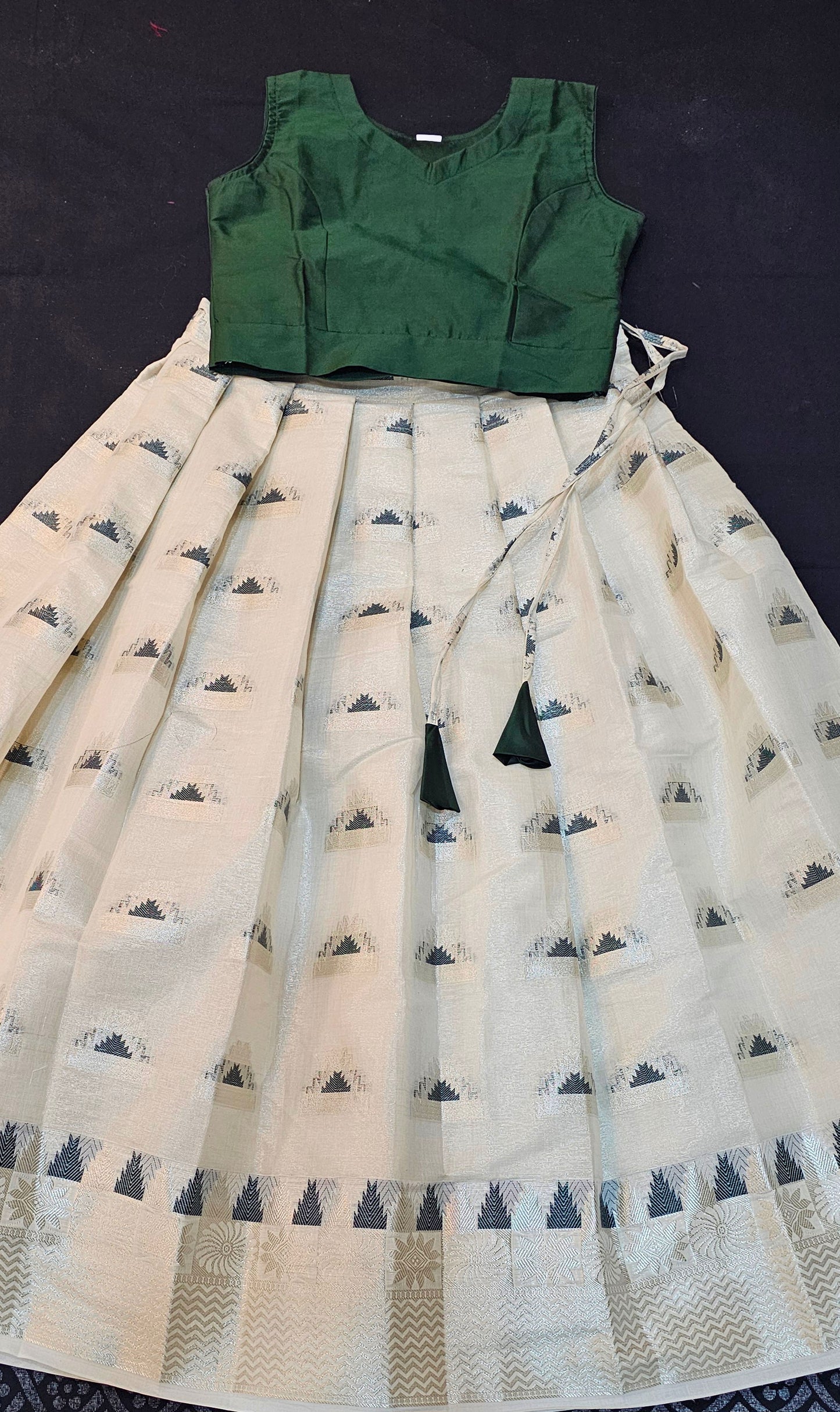 Stunning crop top and skirt