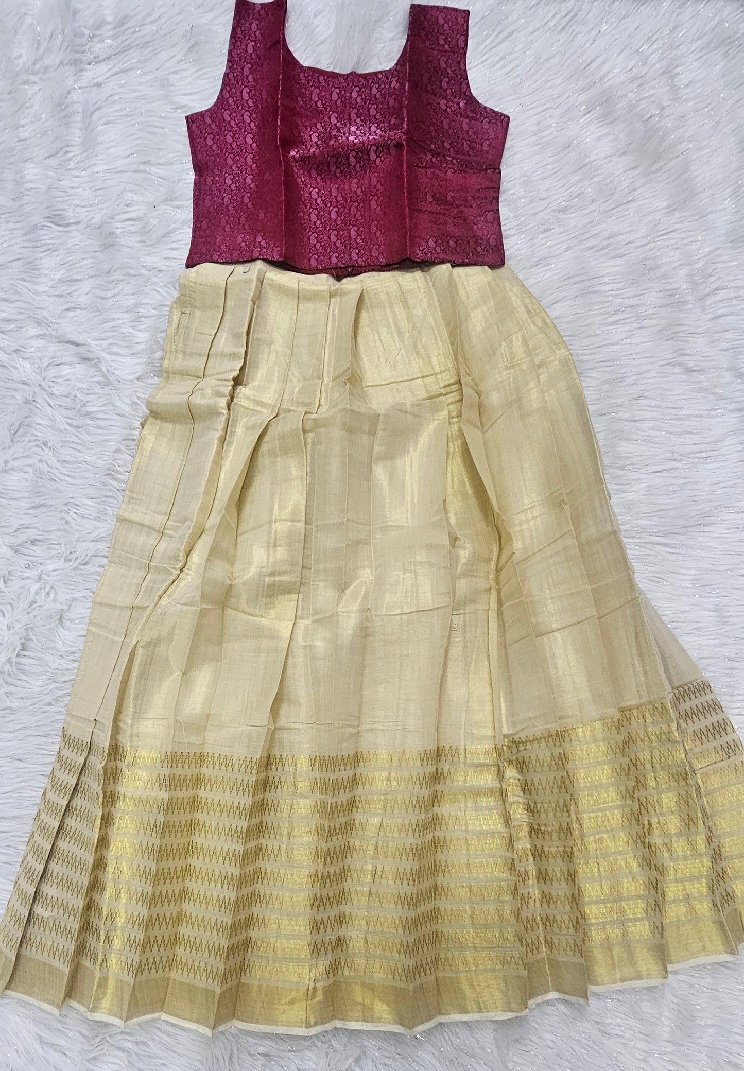 Elegant brocade Onam crop top and skirt