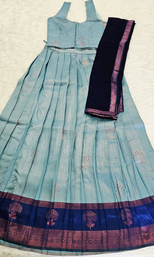 Shades of Blue Onam dhavani set(readymade)