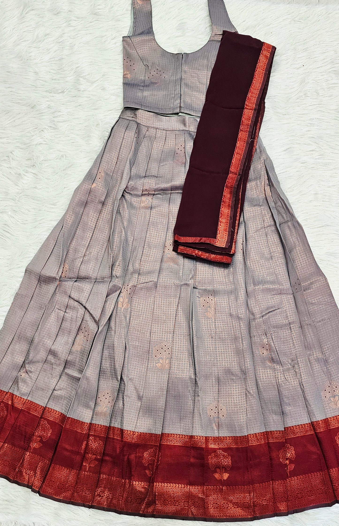Soft silk Dhavani ( Ready to wear)
