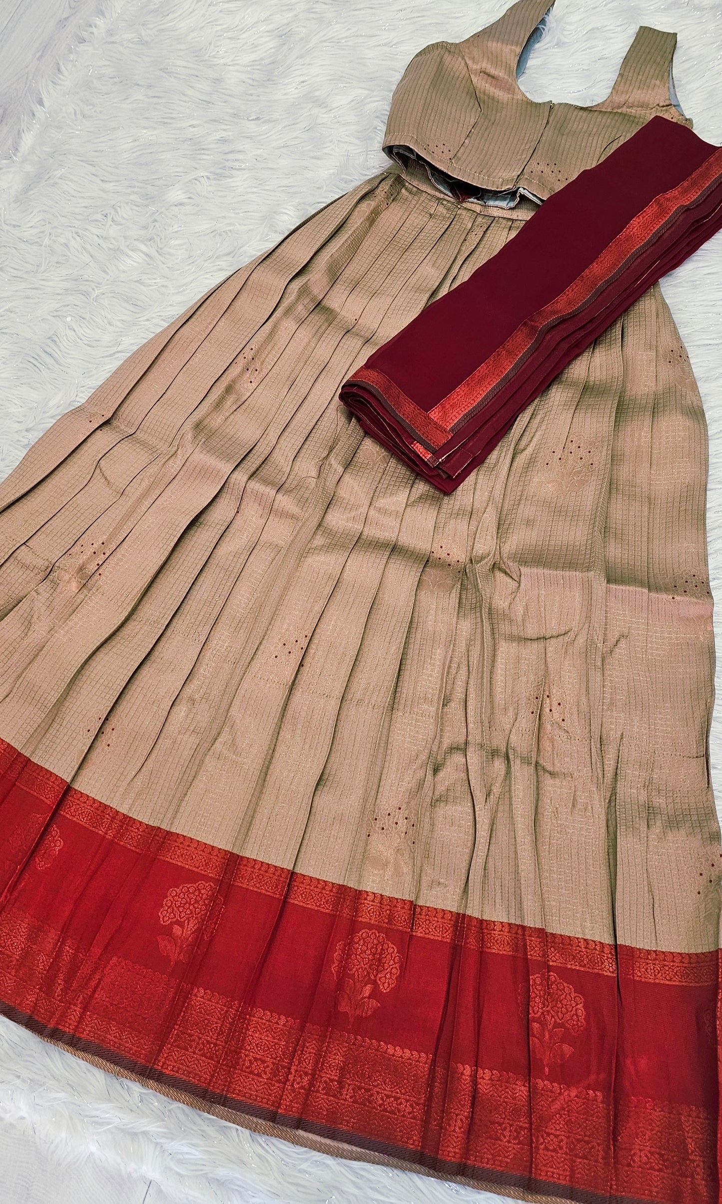 Ready to wear Soft silk Dhavani