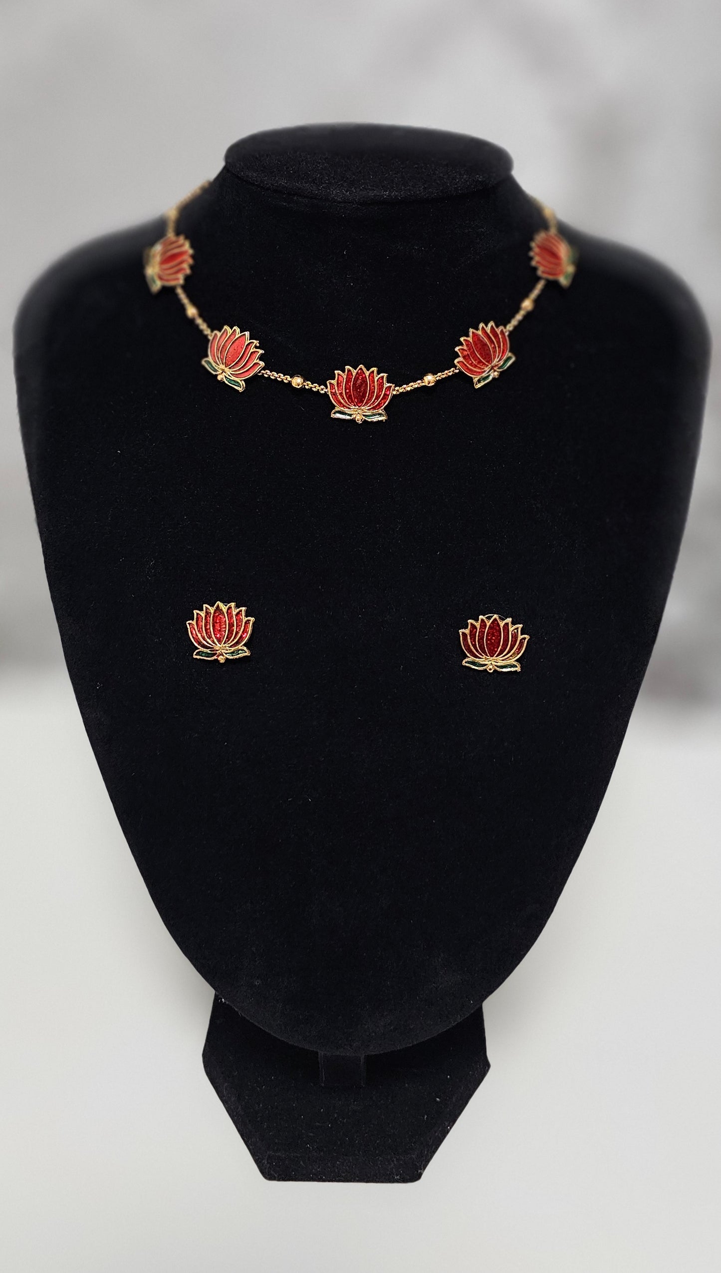 Beautiful premium lotus necklace set (maroonish red)