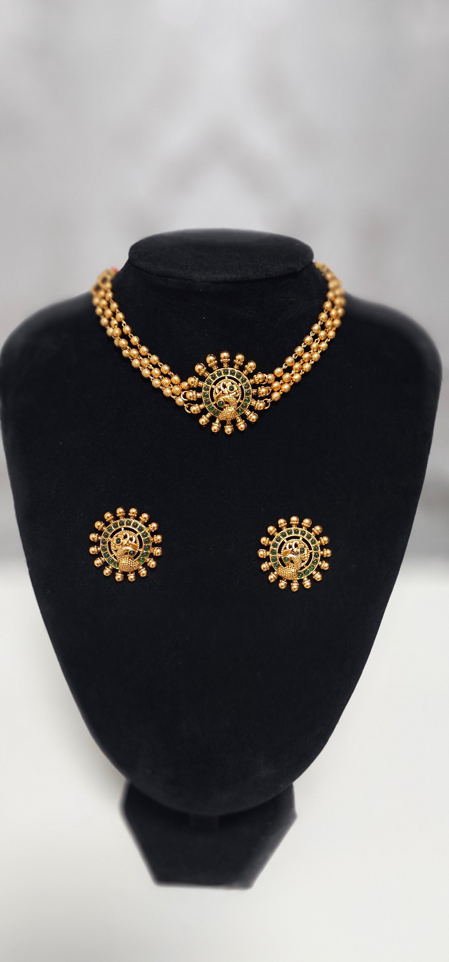 Premium three layered choker set( green stones)