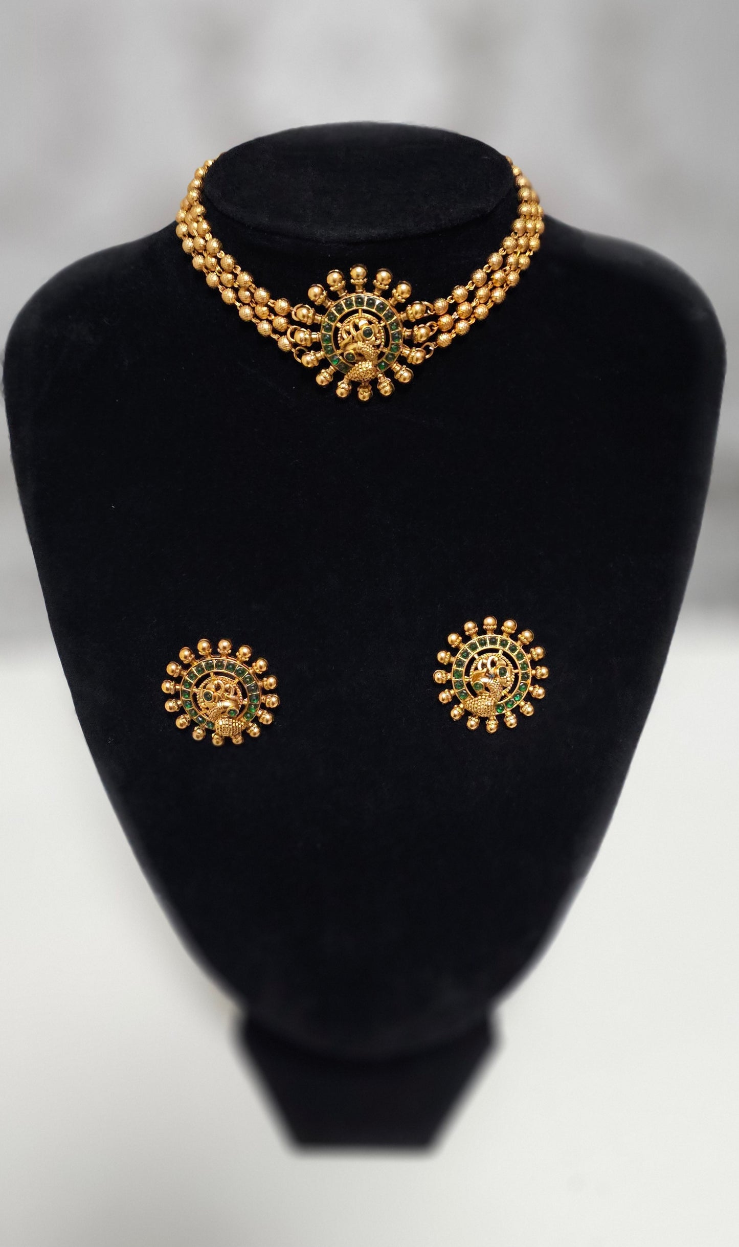 Premium three layered choker set( green stones)