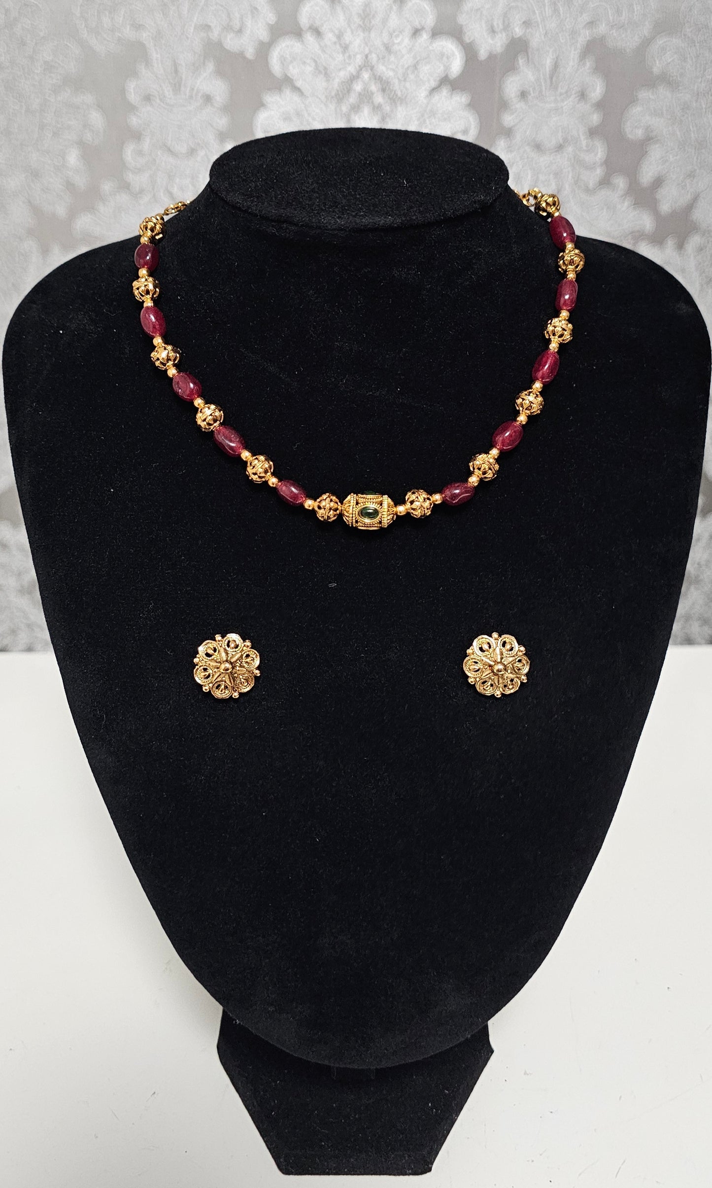 Classic premium beads necklace set