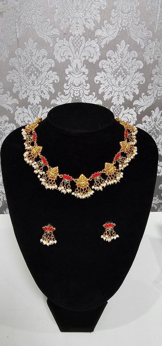 Beautiful lotus necklace