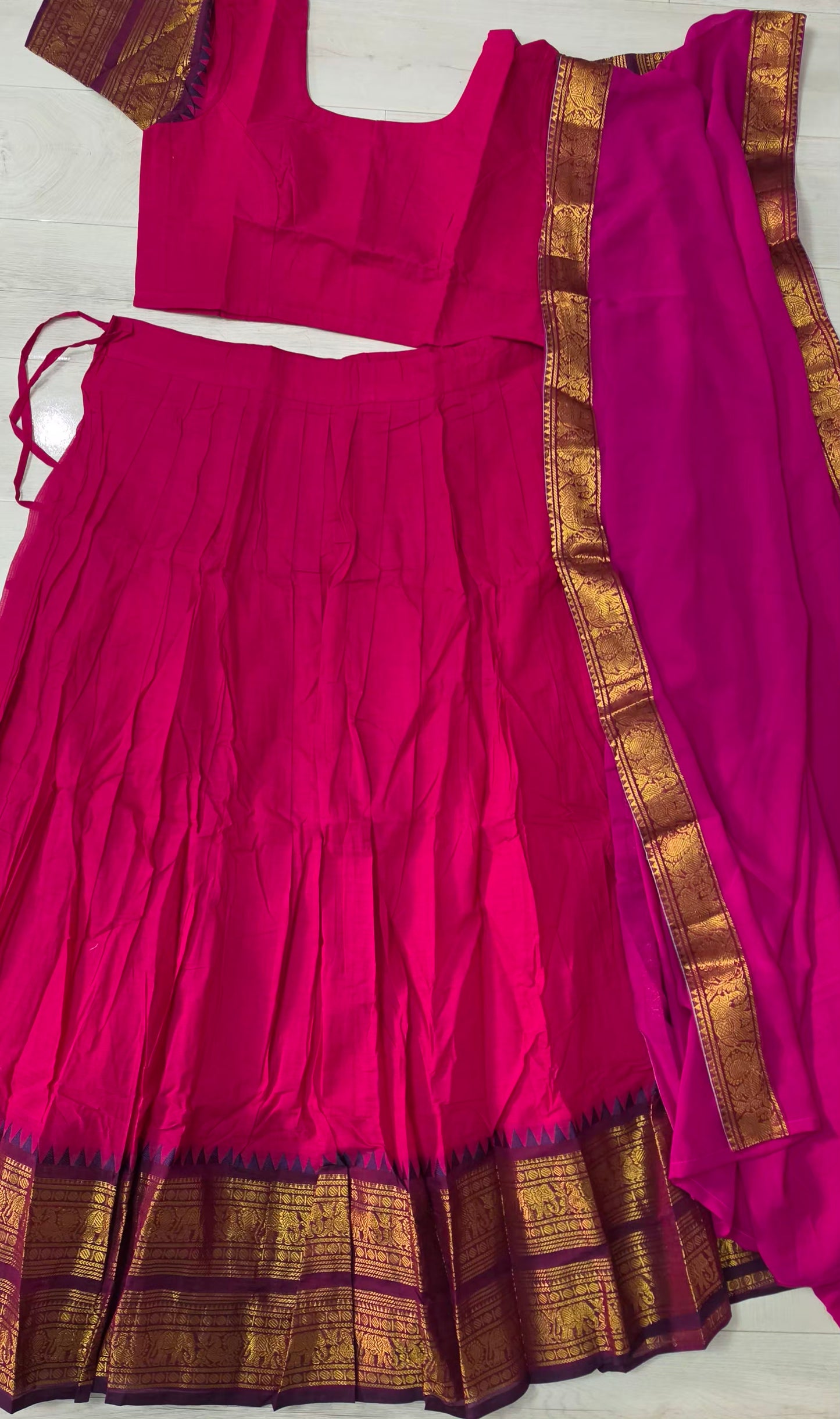 Beautiful  readymade Kanchi cotton dhavani set 💕