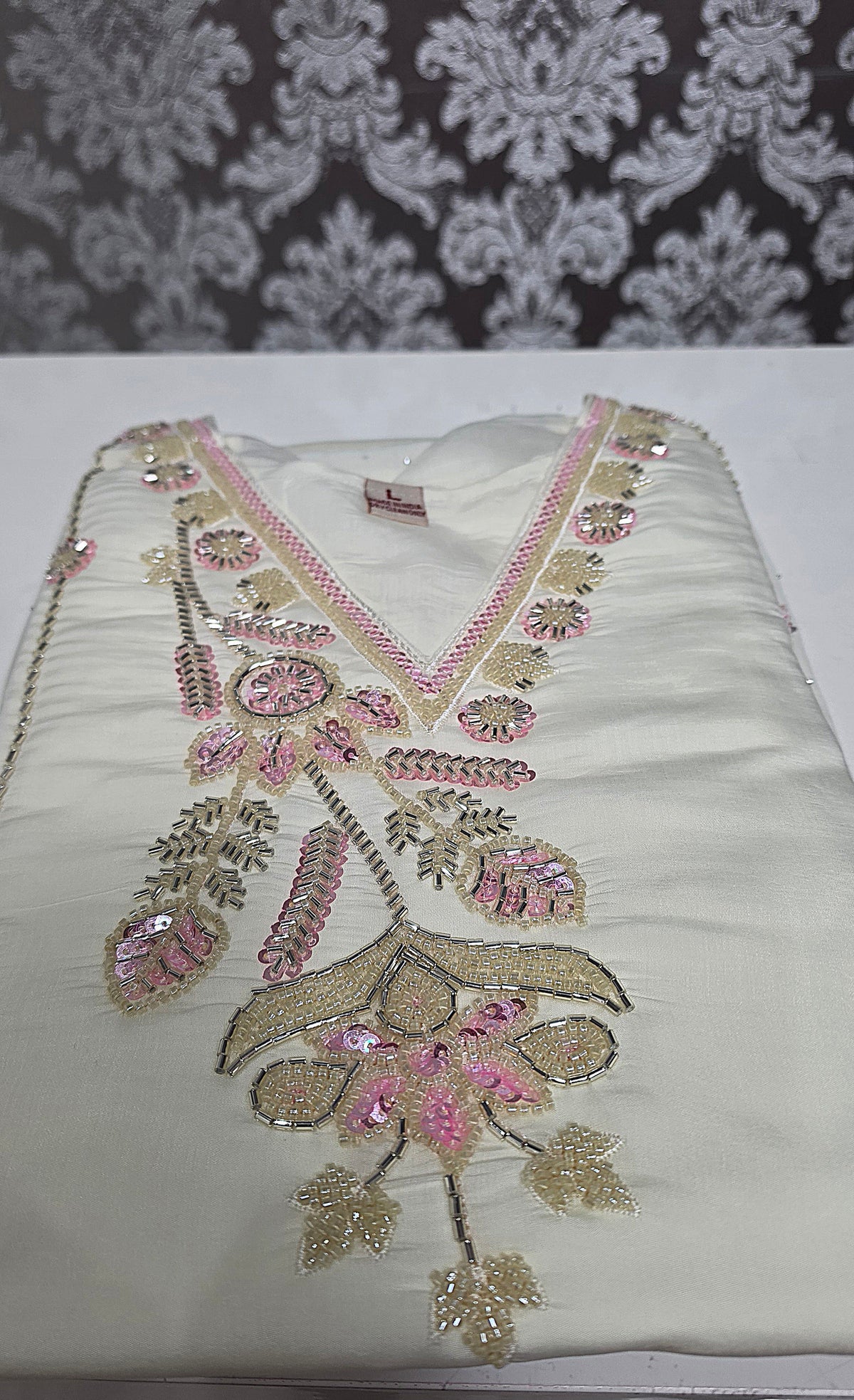 Fully handworked mulchantheri kurti set