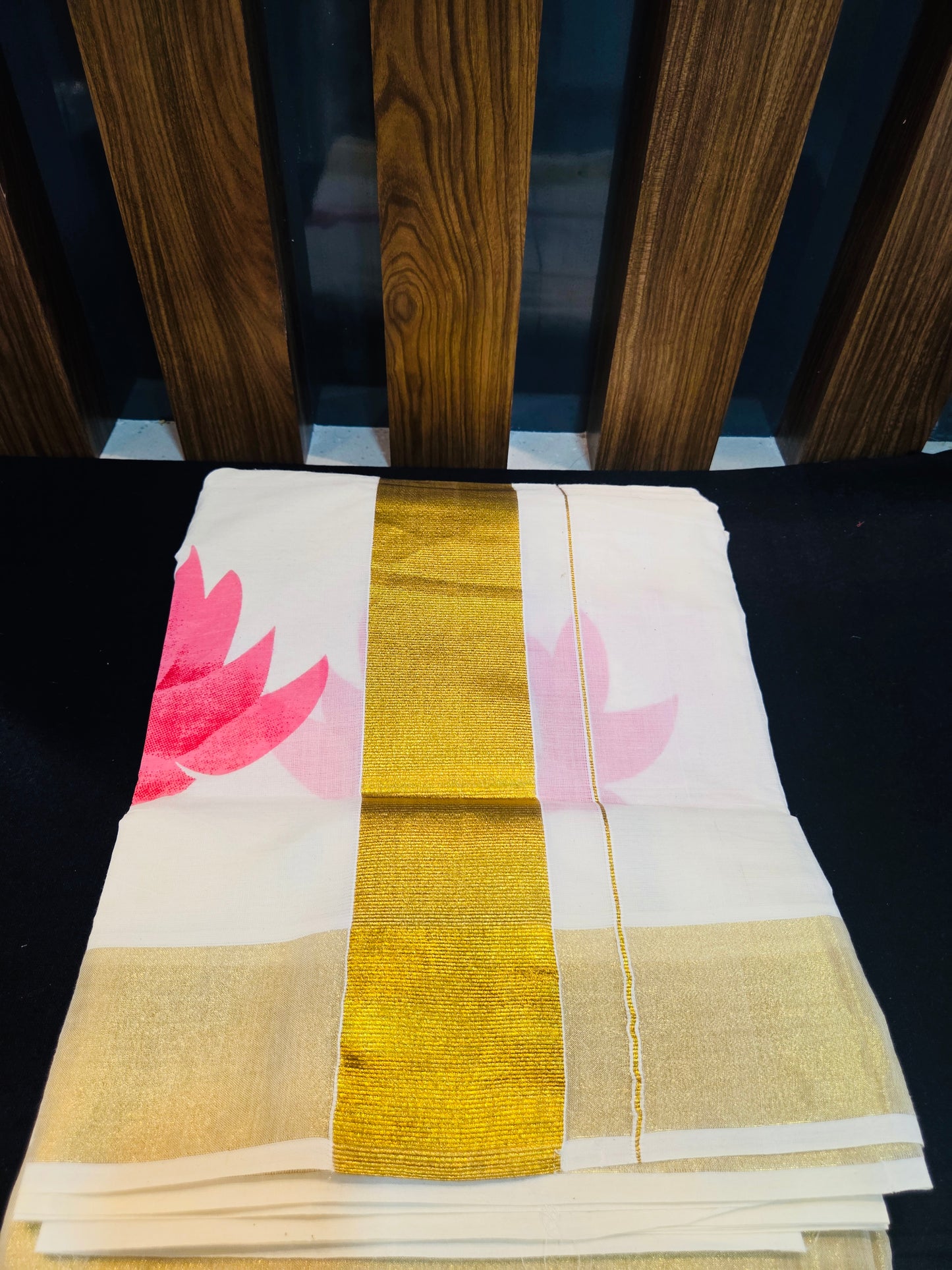 Floral Onam Set Saree