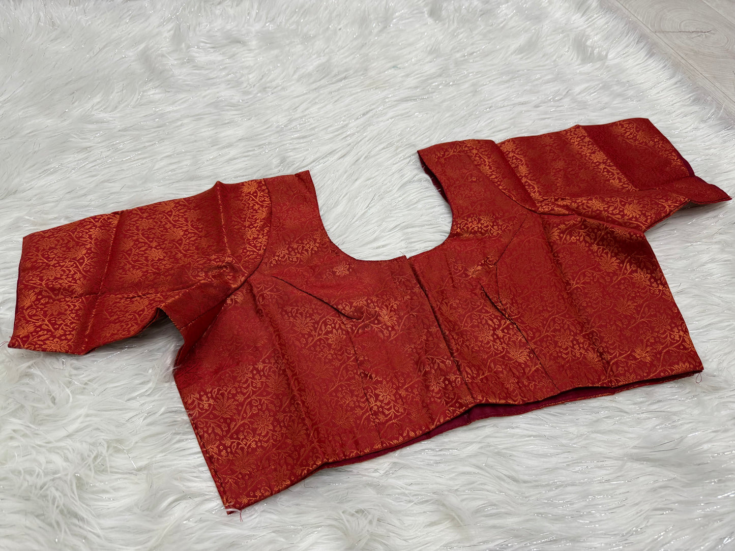 Ready to wear Brocade saree blouse (Red)