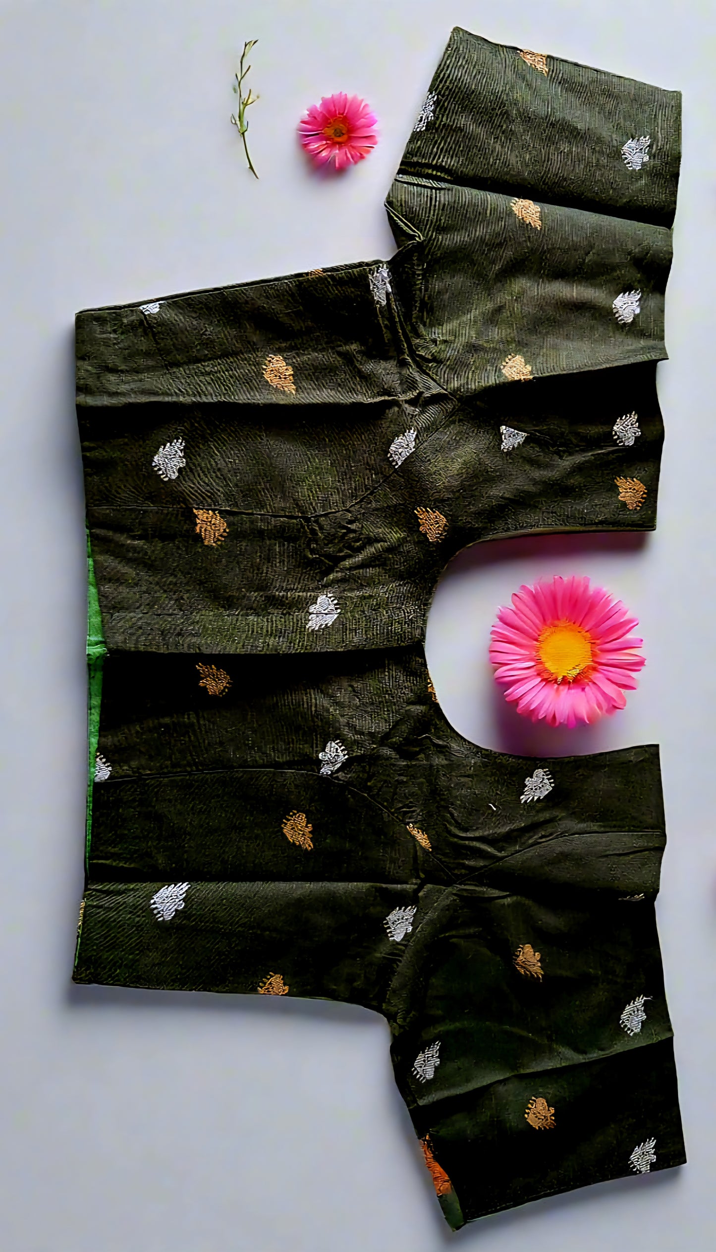 Ready to wear set Saree with Ready made Blouse