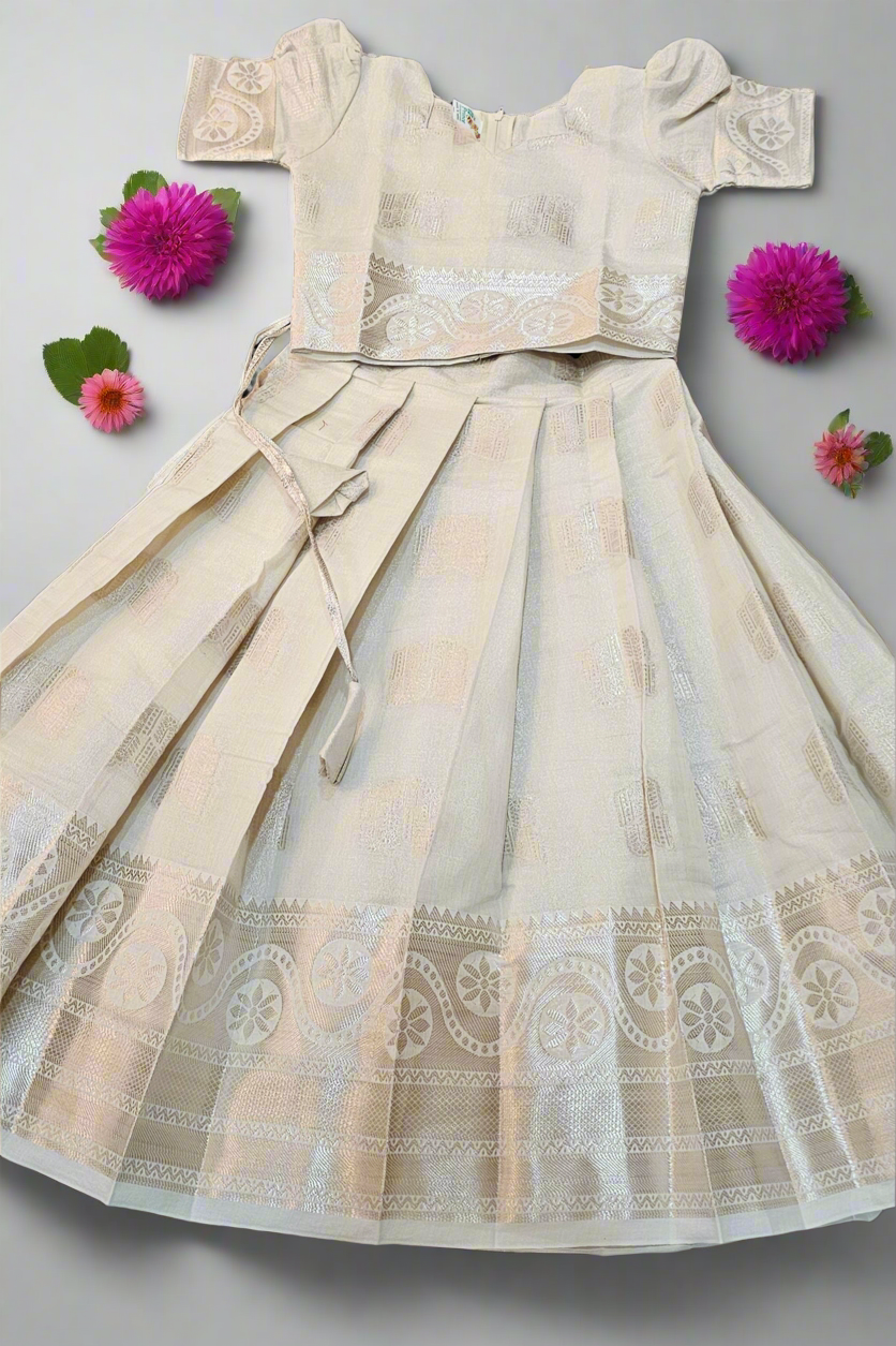 Stunning girls Onam skirt and top