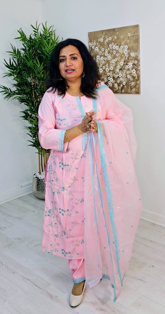 Silk fully embroidered three piece suit 💕