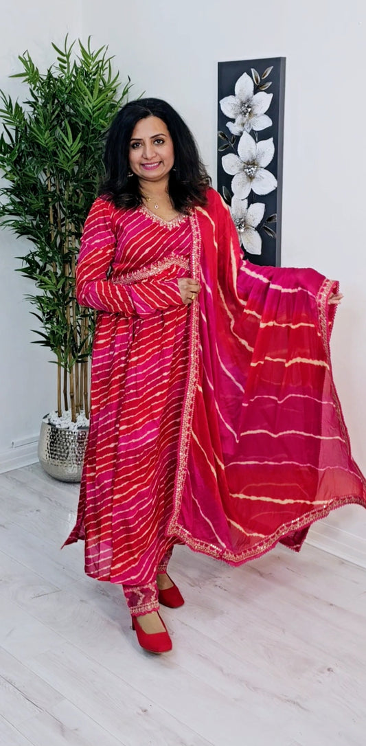 Heavy embroidered  multicoloured three piece Alia cut suit 💕