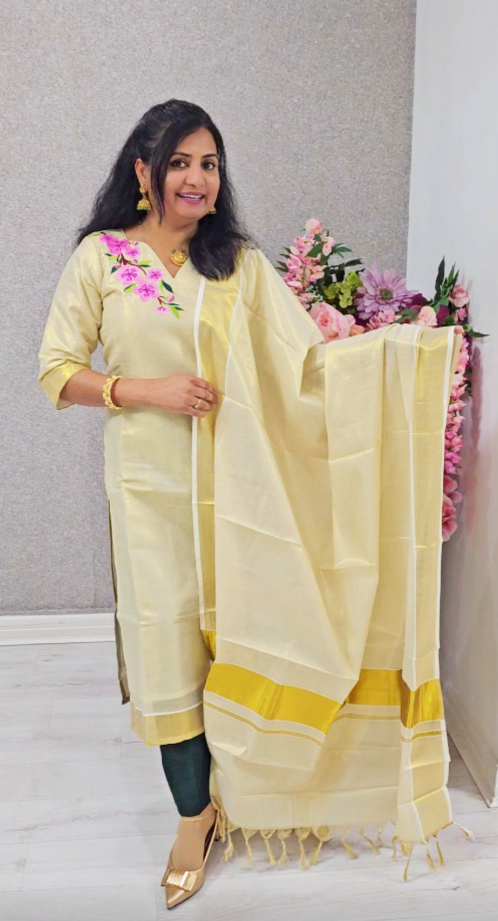 Beautiful embroidered Tissue Onam three piece suit