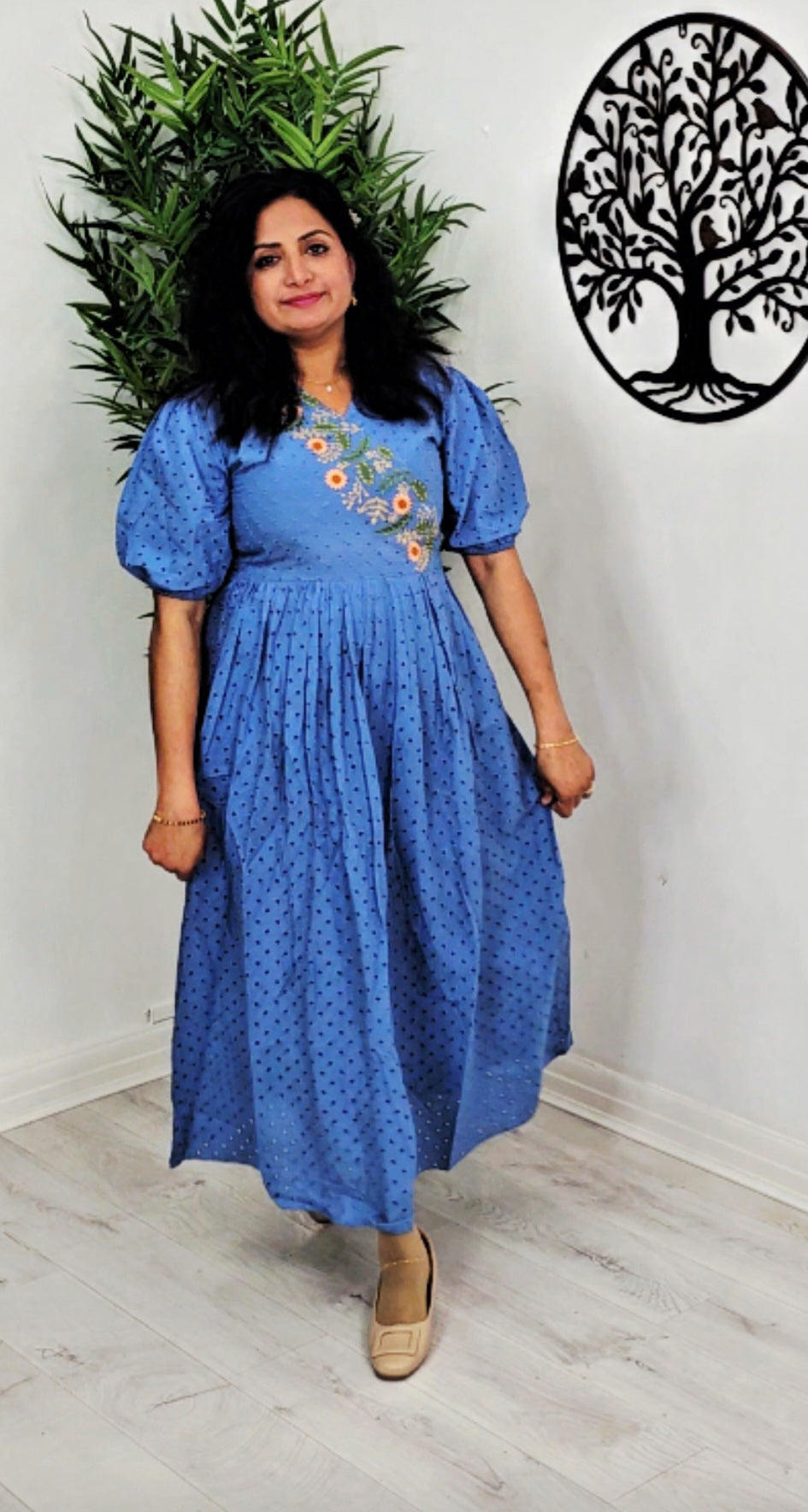 Beautiful hakoba  A-line dress