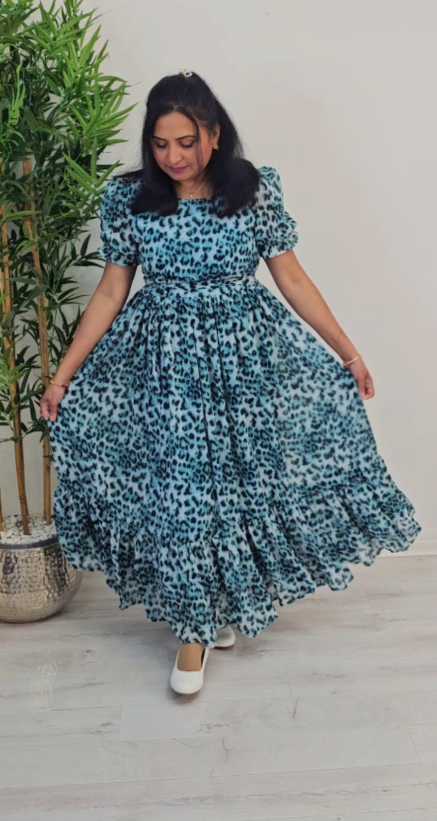 Soft chiffon floral  flared dress