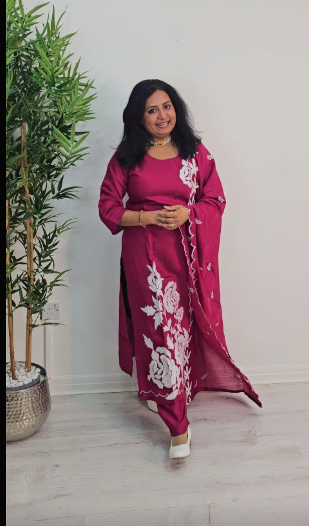 Stunning Silk heavy embroidered three piece suit 💕