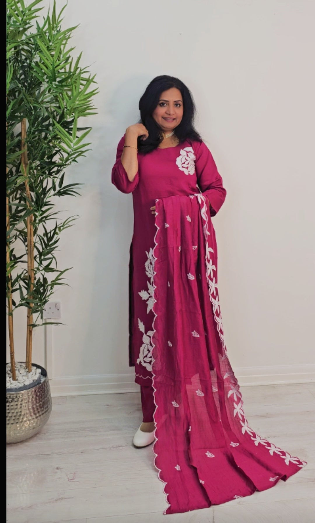 Stunning Silk heavy embroidered three piece suit 💕