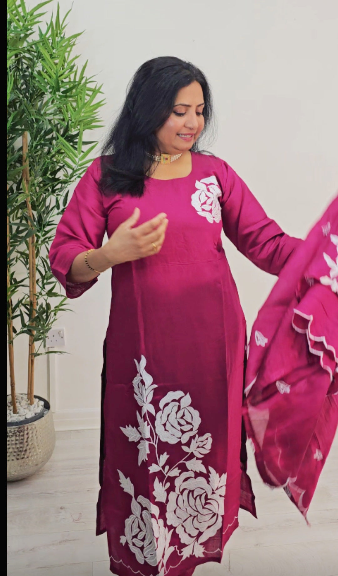 Stunning Silk heavy embroidered three piece suit 💕