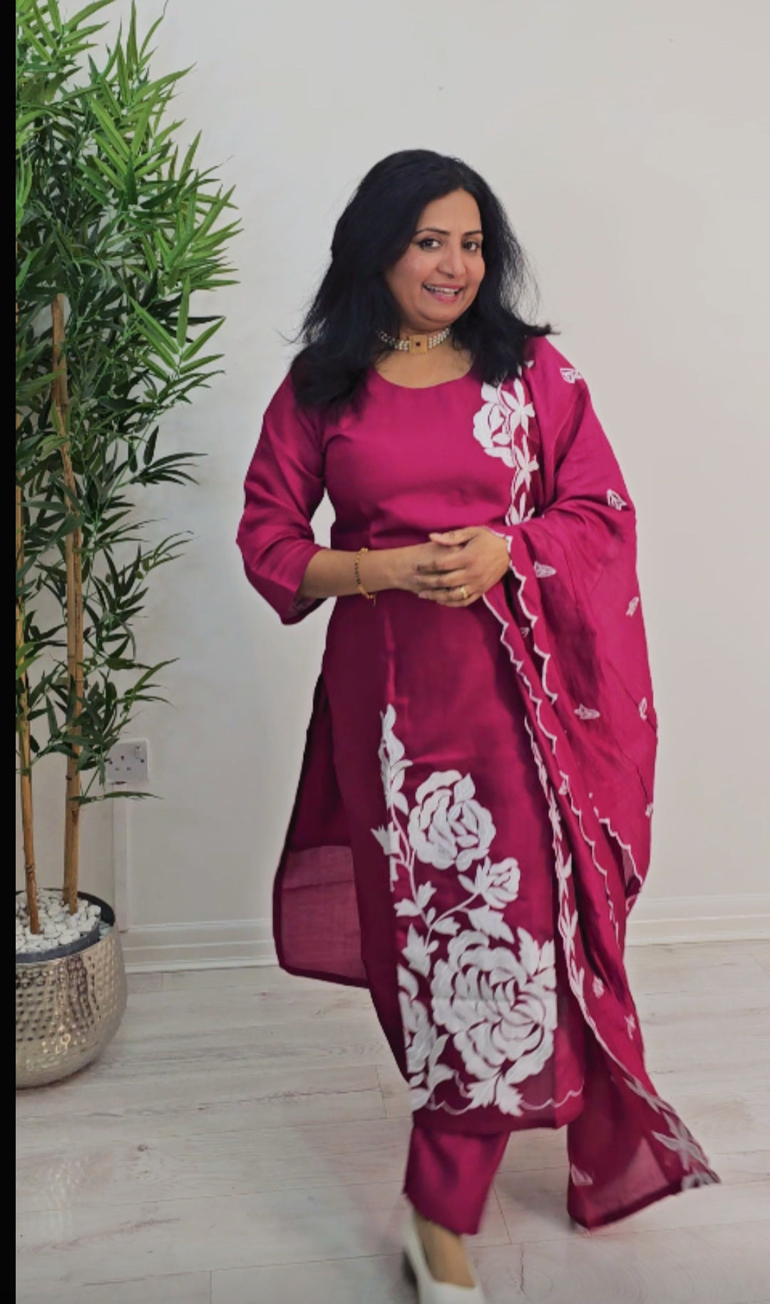 Stunning Silk heavy embroidered three piece suit 💕