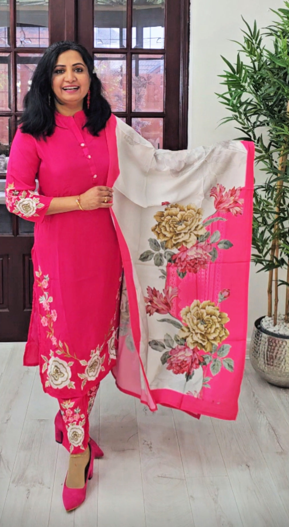 Beautiful Soft Silk embroidered three piece suit 💕