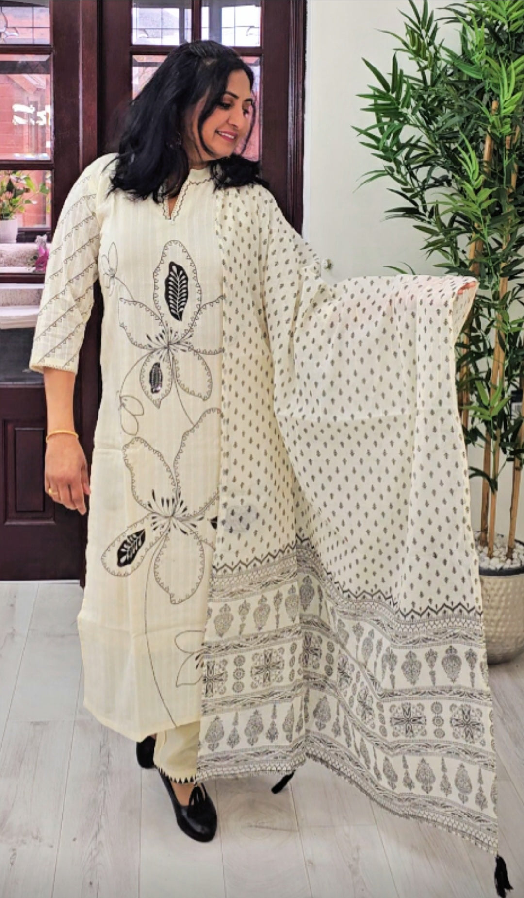 Beautiful cotton three piece suit 💕