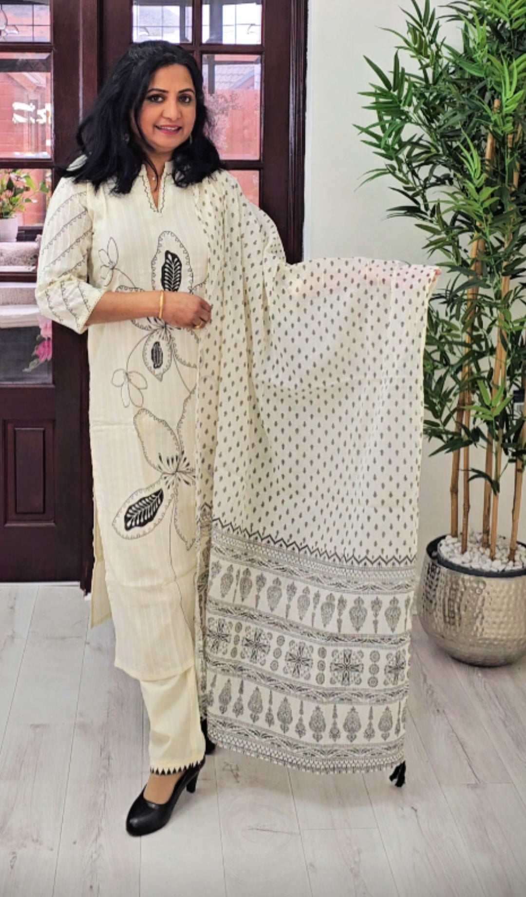 Beautiful cotton three piece suit 💕