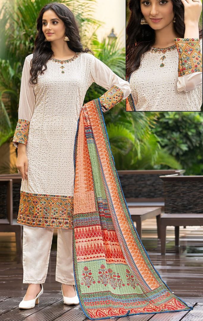 Very beautiful georgette  three piece suit with dupatta